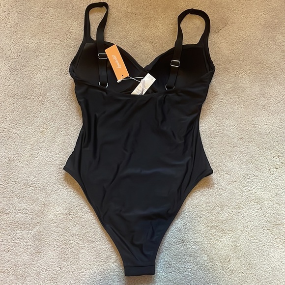 Lunabelle Ruched Front Ballet Back One-Piece Swimsuit, Black, sz L - Picture 5 of 13